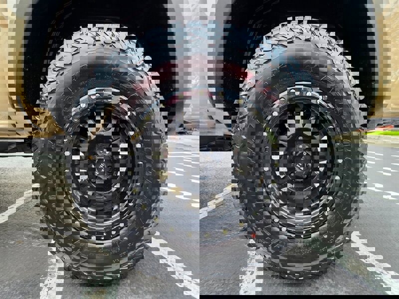 Used 2017 Toyota Tacoma TRD Off-Road image 33