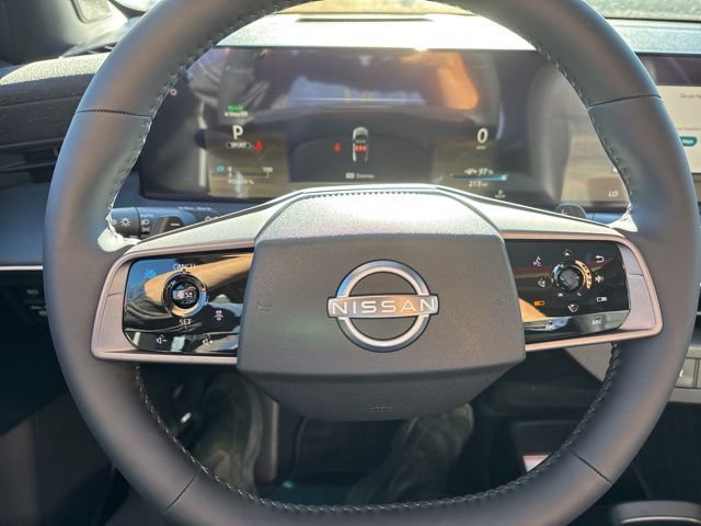 New 2026 Nissan Leaf Platinum+ w/ Cargo Package (Platinum+) FWD image 12