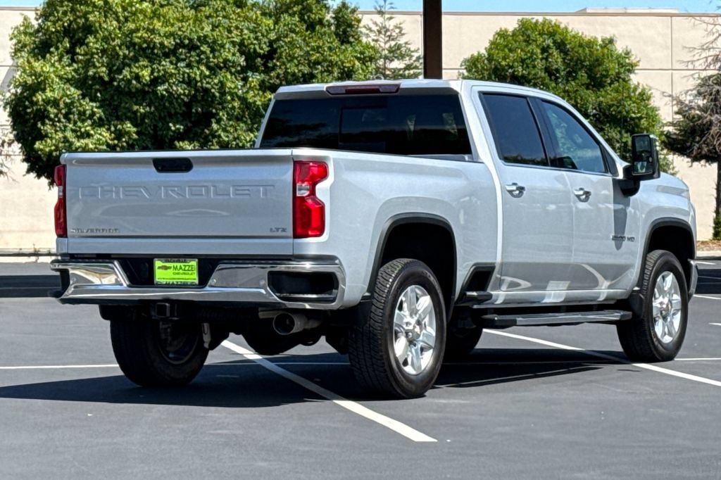 Used 2022 Chevrolet Silverado 2500 LTZ w/ LTZ Plus Package AWD/4WD image 11