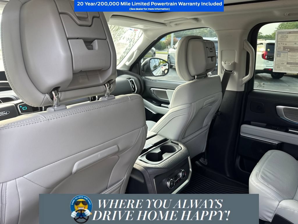 New 2027 Ford Expedition Platinum w/ Driver's Package RWD image 25