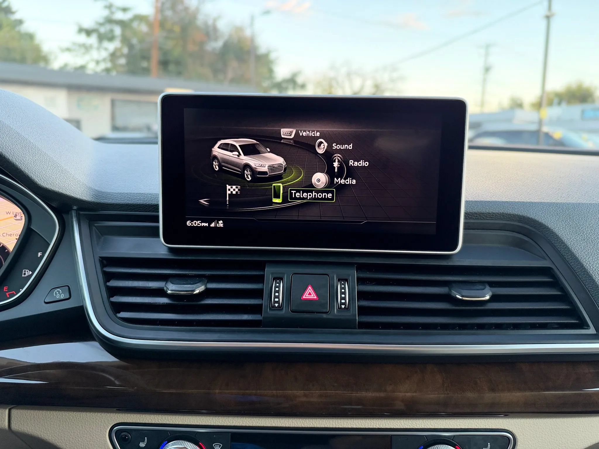 Used 2019 Audi Q5 2.0T Premium Plus w/ Premium Plus Package AWD/4WD image 34