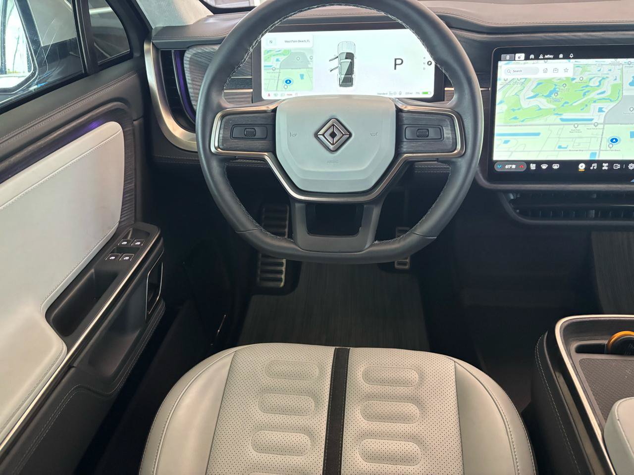 Used 2024 Rivian R1S Adventure AWD/4WD image 10
