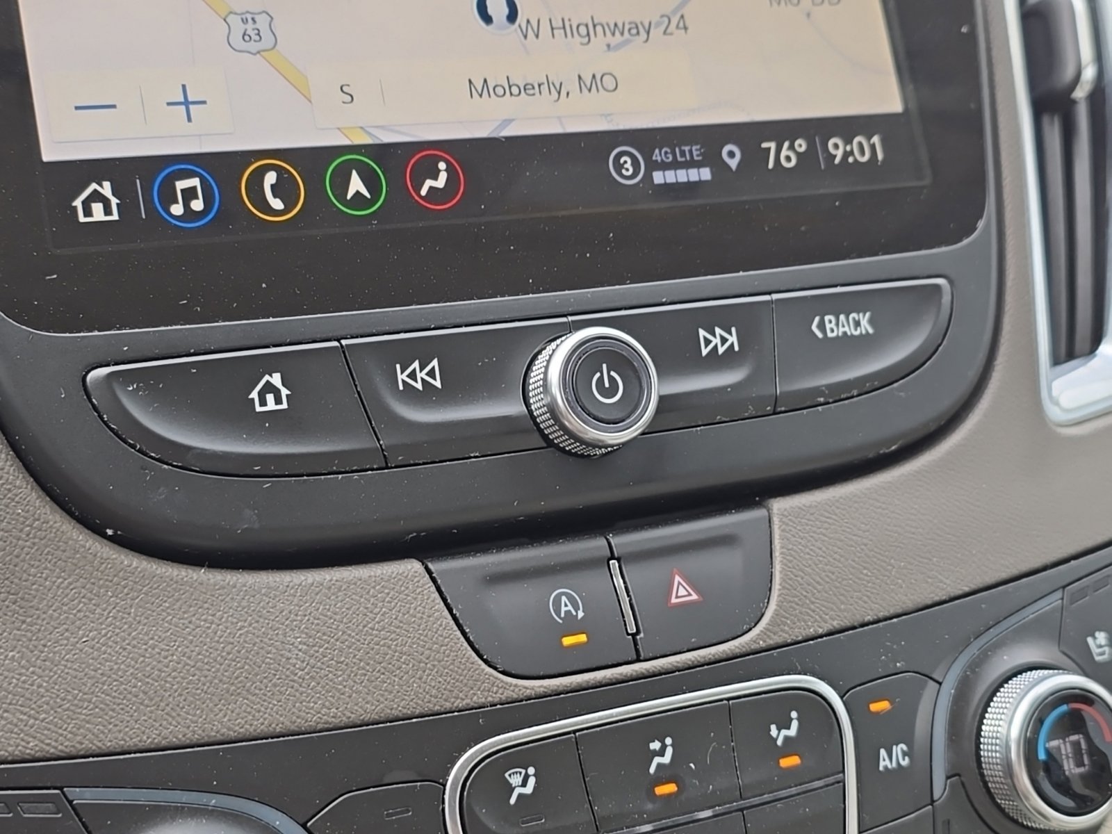 Used 2024 Chevrolet Malibu LT FWD image 29