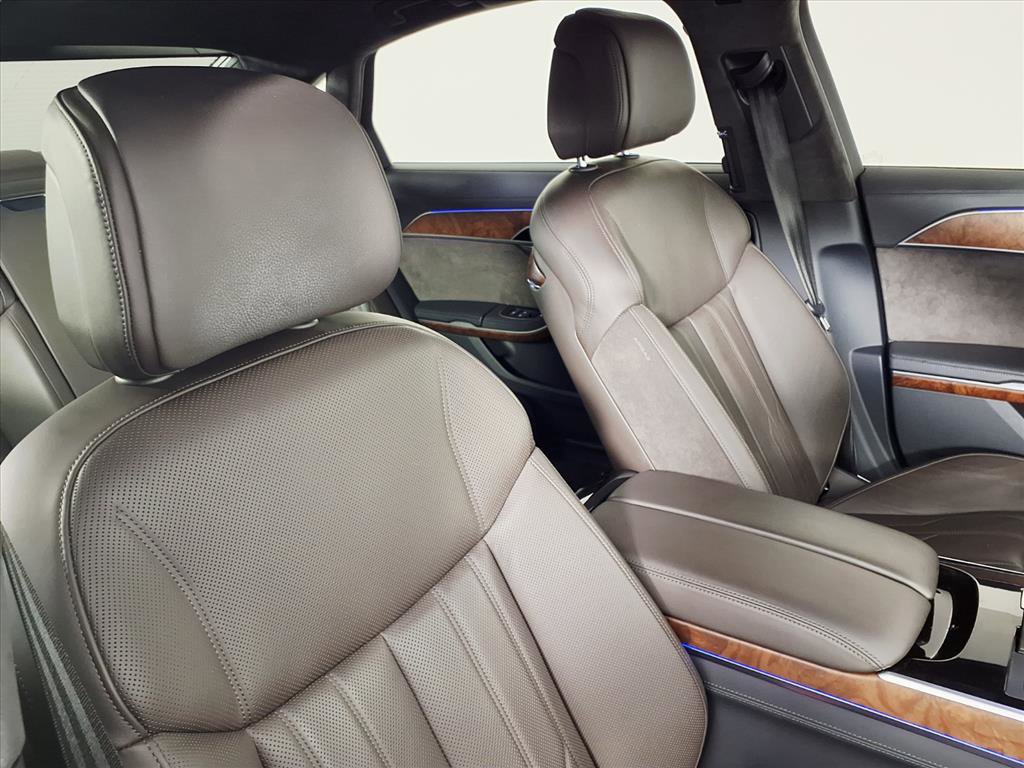 Used 2019 Audi A8 L 3.0T w/ Executive Package image 10