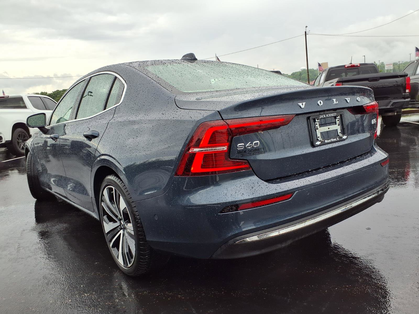 Used 2023 Volvo S60 B5 Ultimate w/ Climate Package FWD image 28