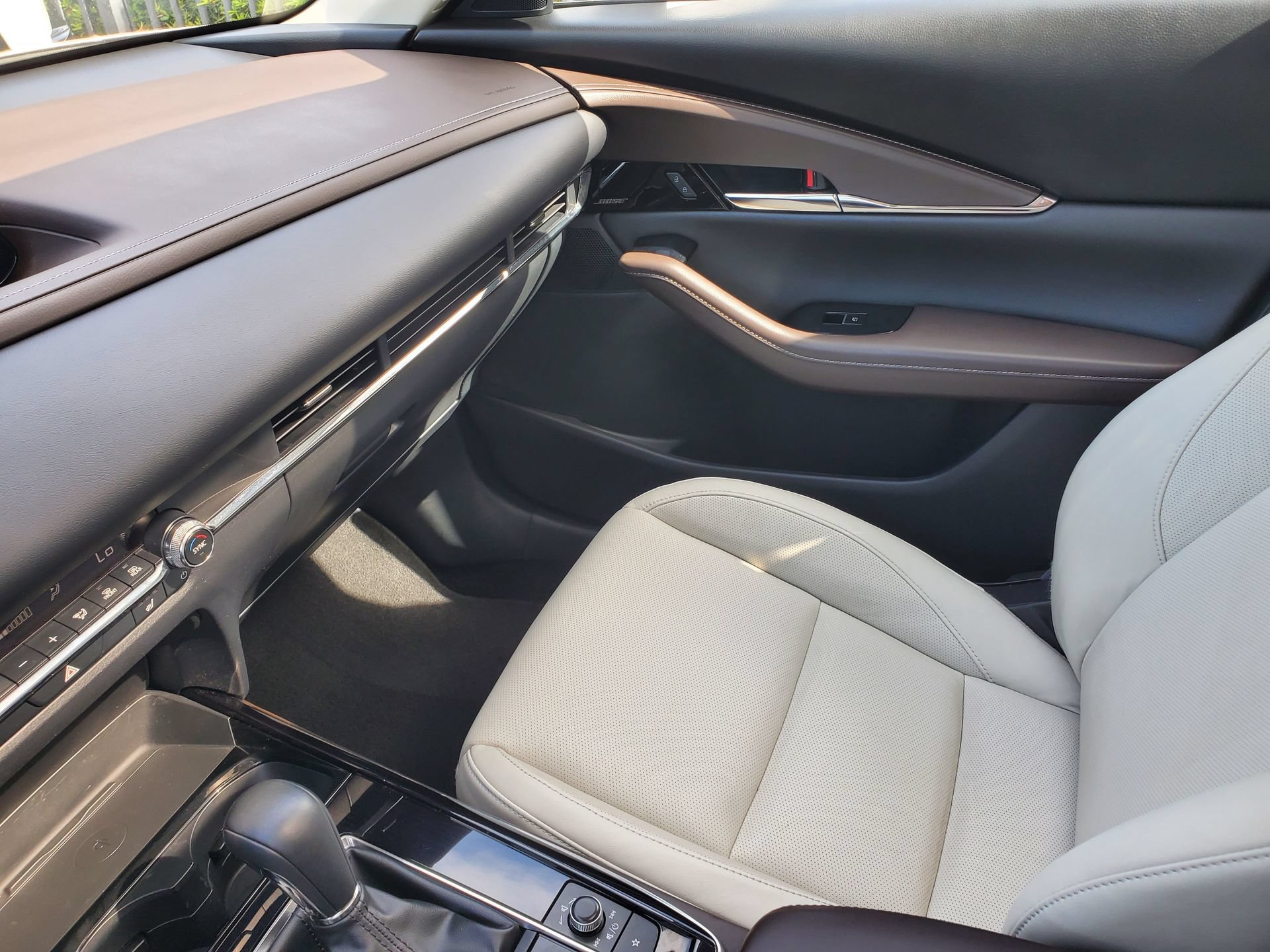 Used 2024 MAZDA CX-30 AWD 2.5 S w/ Premium Package image 28