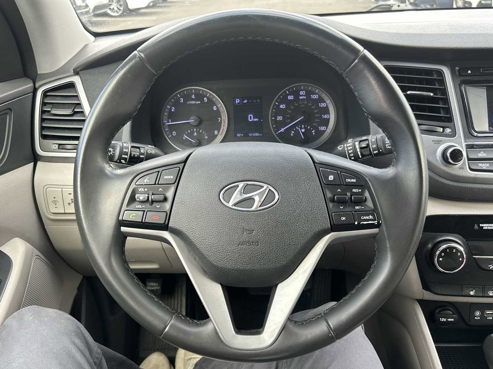Used 2017 Hyundai Tucson Sport FWD image 11