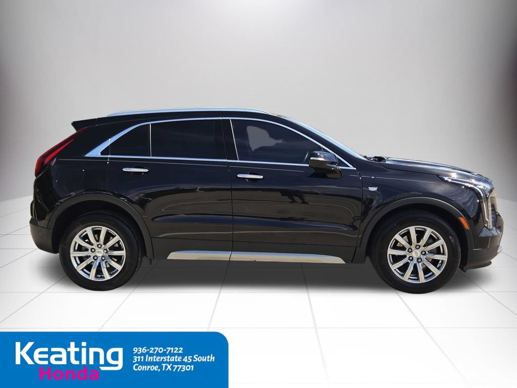 Used 2023 Cadillac XT4 Premium Luxury w/ Technology Package FWD image 9
