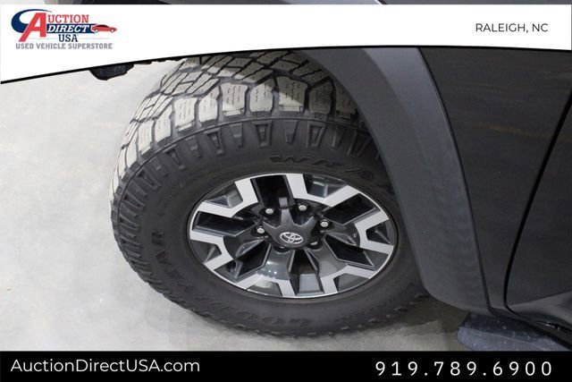 Used 2021 Toyota Tacoma TRD Off-Road image 42