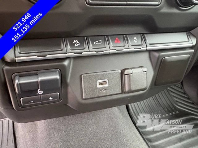 Used 2020 Chevrolet Silverado 1500 Custom Trail Boss w/ Custom Convenience Package AWD/4WD image 23