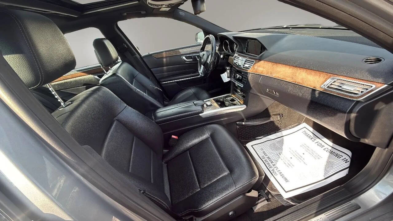 Used 2014 Mercedes-Benz E 350 4MATIC Sedan image 12