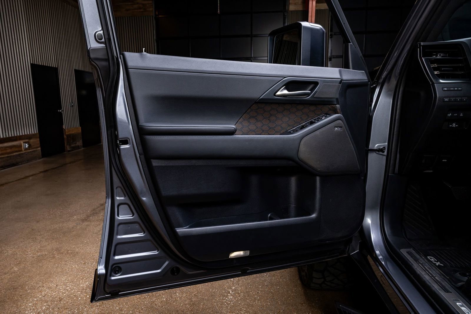 Used 2024 Lexus GX 550 550 Luxury+ w/ Accessory Package (Z1) image 37