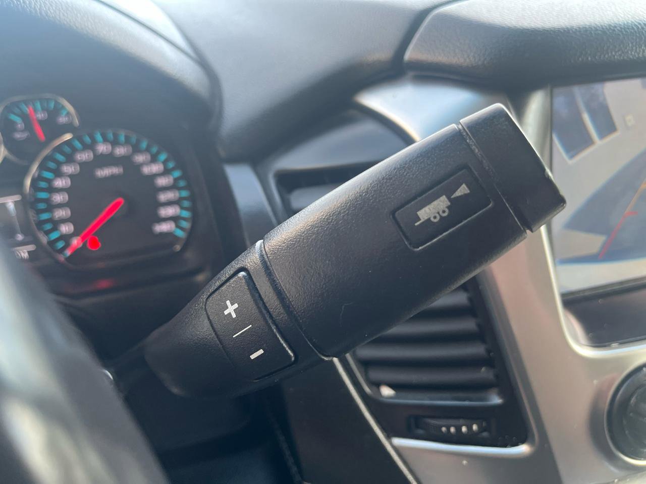 Used 2015 Chevrolet Tahoe LT AWD/4WD image 21