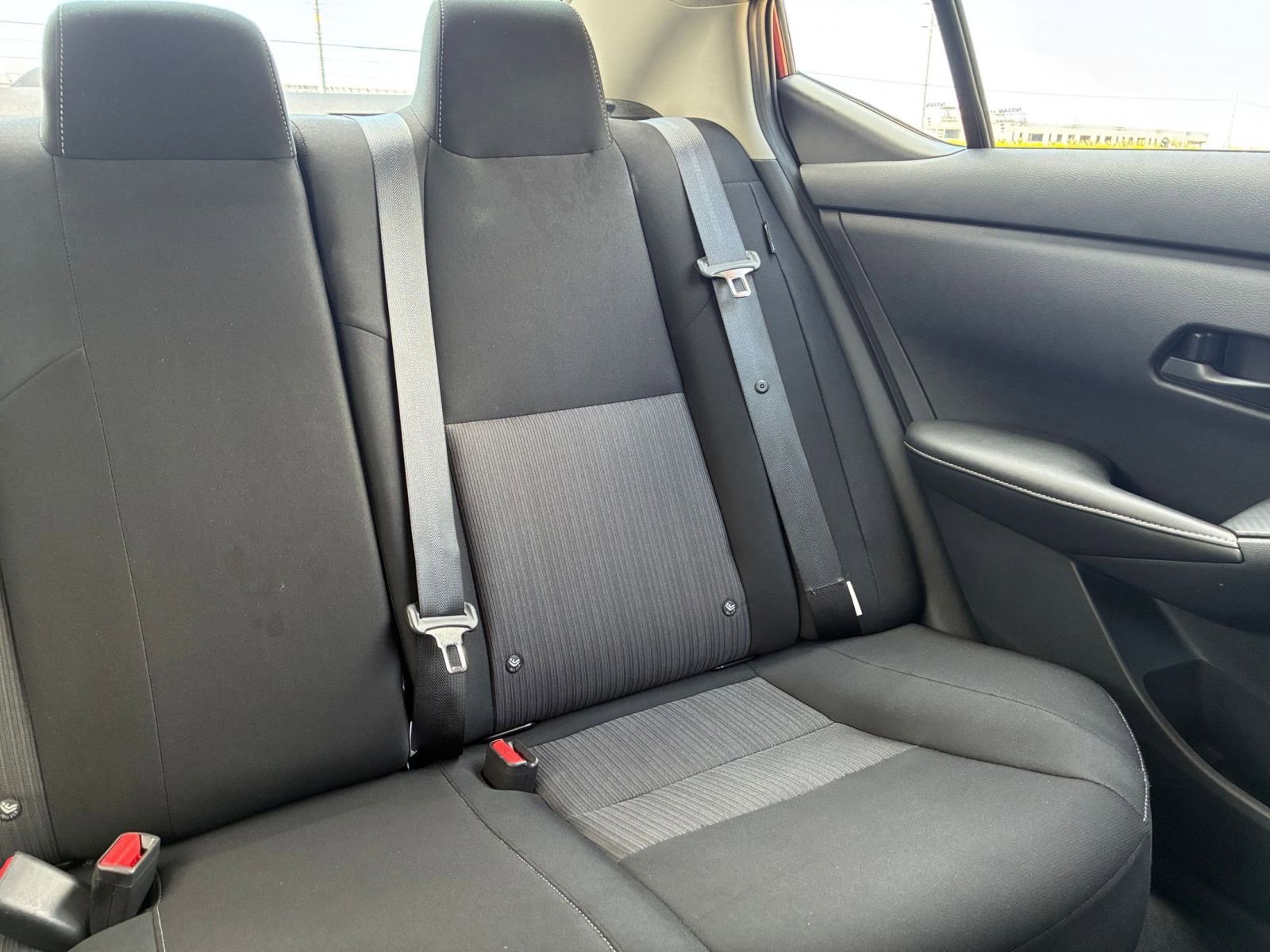Used 2025 Nissan Sentra SV FWD image 35