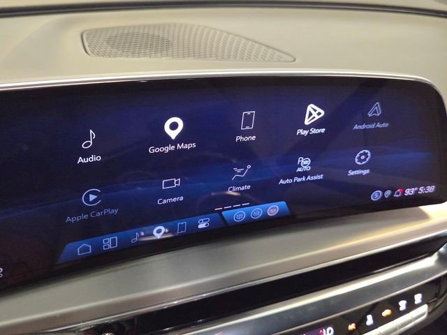 Certified 2024 Cadillac Lyriq Luxury RWD image 20
