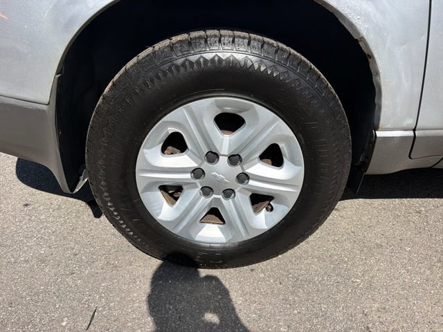 Used 2012 Chevrolet Traverse LS AWD/4WD image 28