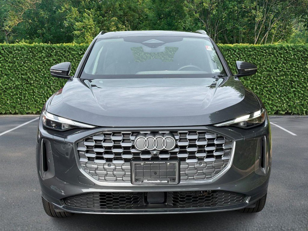 Used 2025 Audi Q5 Premium w/ Convenience Package AWD/4WD image 9