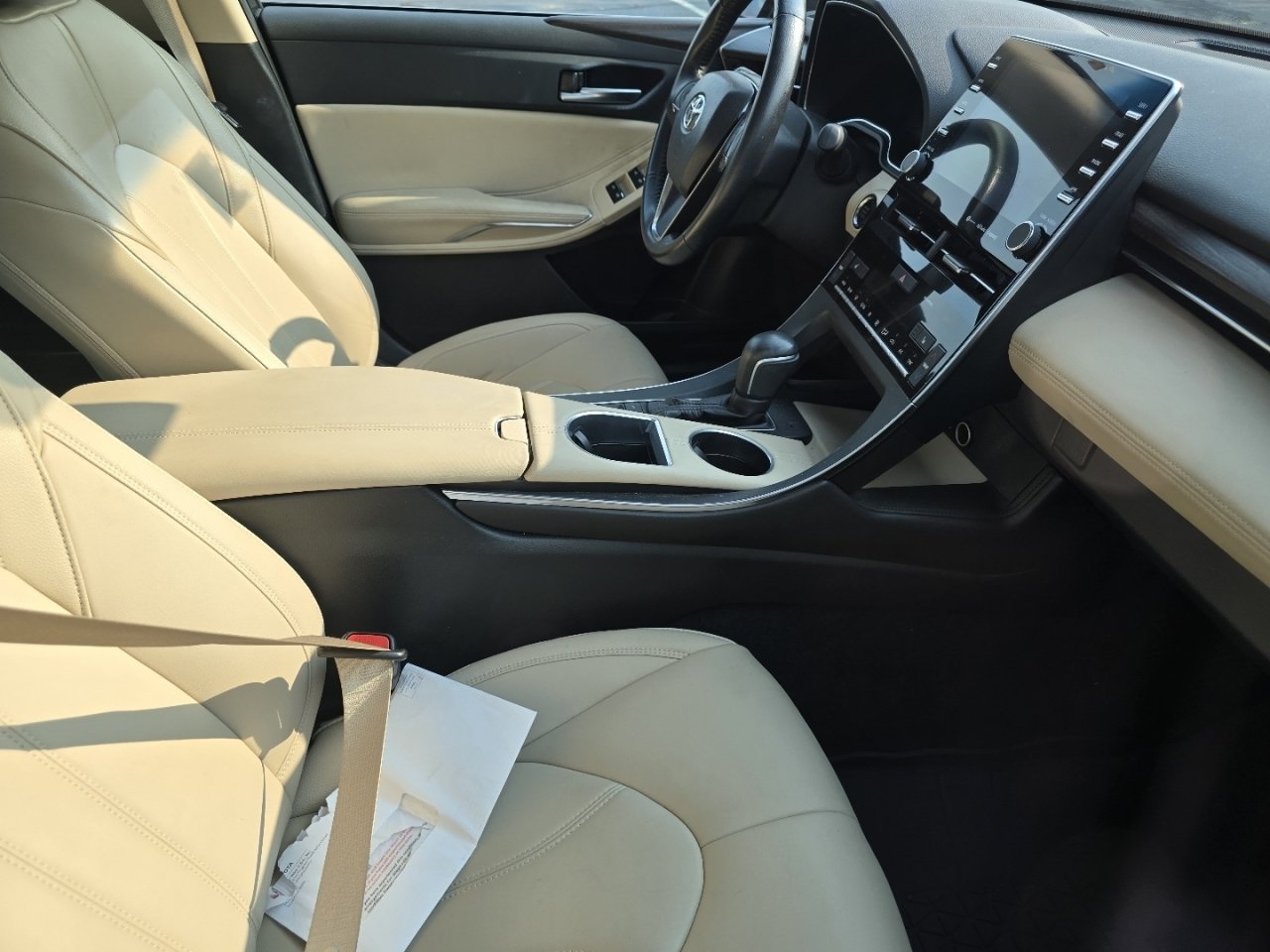 Certified 2019 Toyota Avalon XLE w/ Moonroof Package FWD image 13