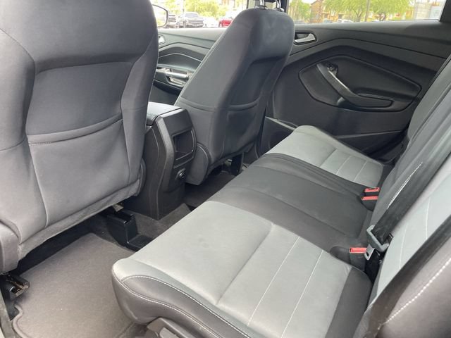 Used 2016 Ford Escape SE FWD image 17