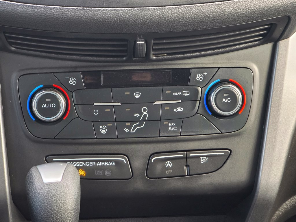 Used 2017 Ford Escape SE AWD/4WD image 14