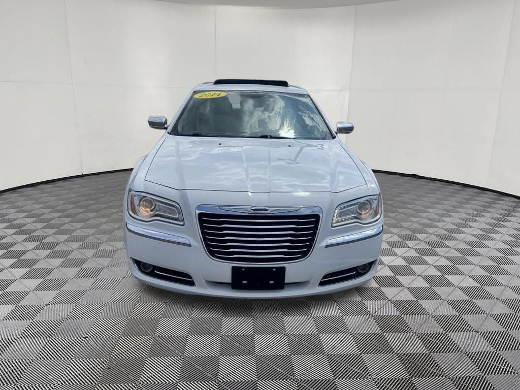 Used 2014 Chrysler 300 C AWD/4WD image 2