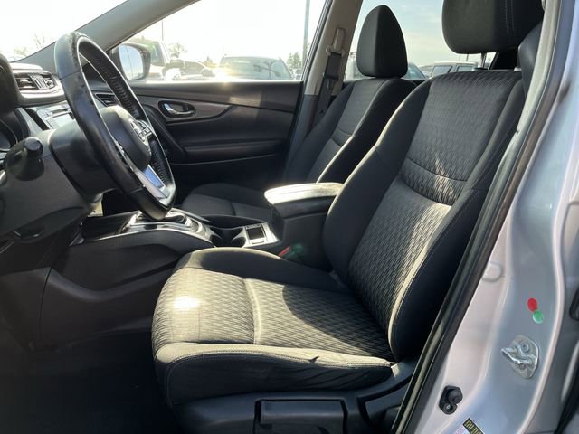 Used 2020 Nissan Rogue S w/ Special Edition Package image 15