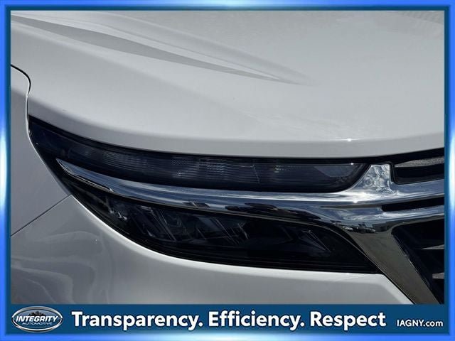 Used 2024 Chevrolet Equinox LS w/ Driver Confidence II Package AWD/4WD image 9