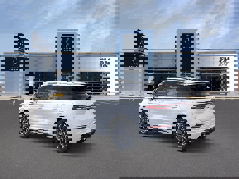 New 2026 Lincoln Corsair Grand Touring image 4