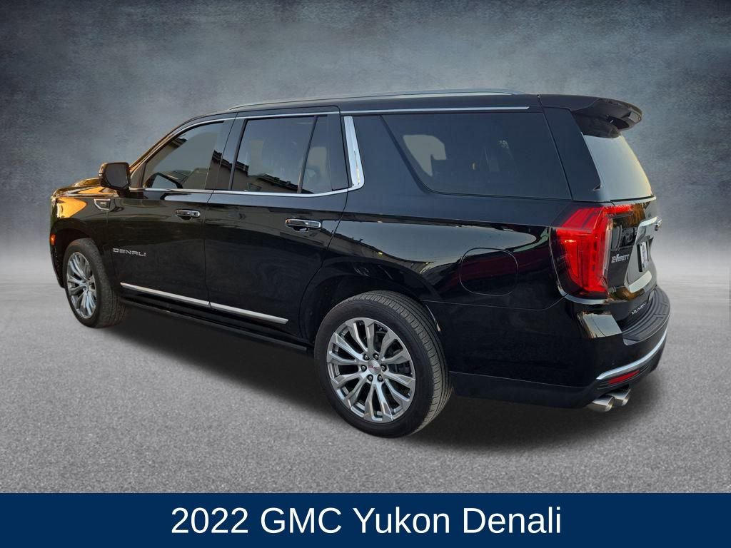 Used 2022 GMC Yukon Denali w/ Denali Premium Package image 3