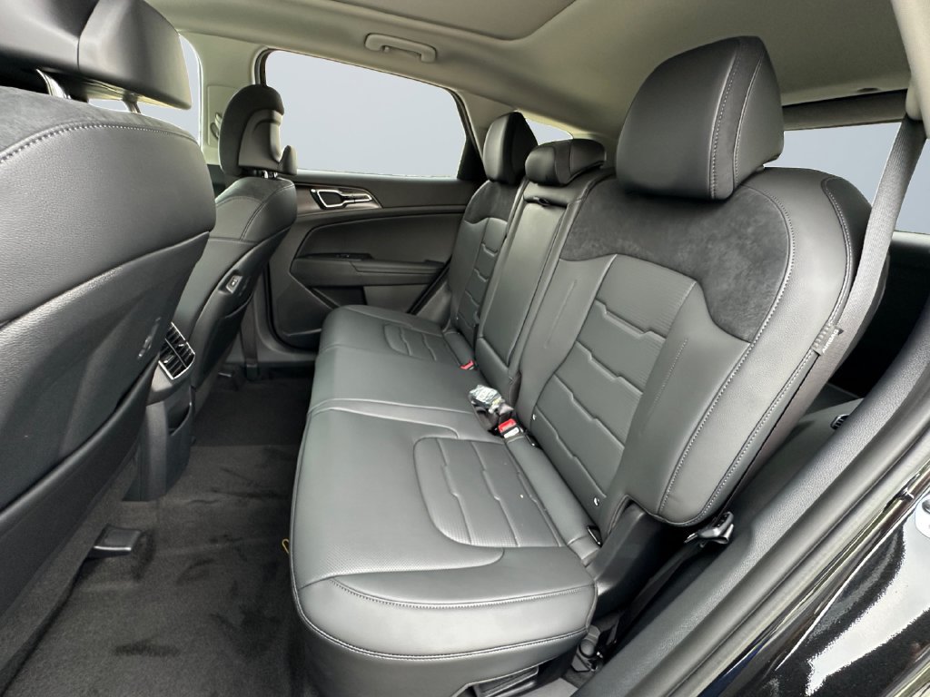 New 2027 Kia Sportage SX Prestige AWD/4WD image 13