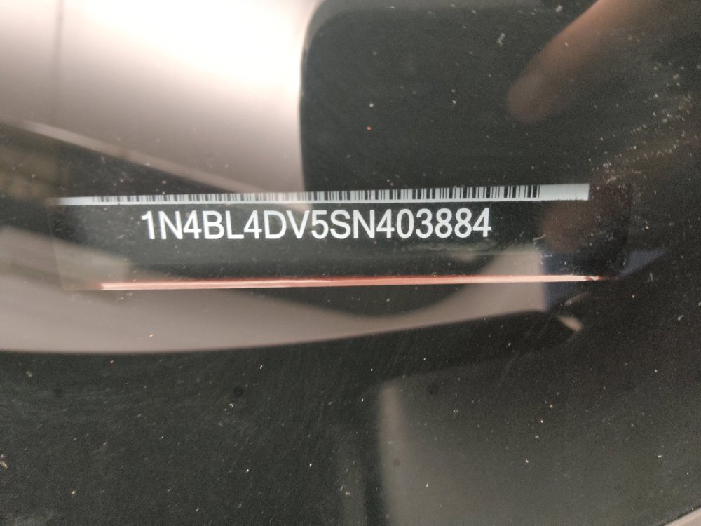 Used 2025 Nissan Altima 2.5 SV FWD image 33