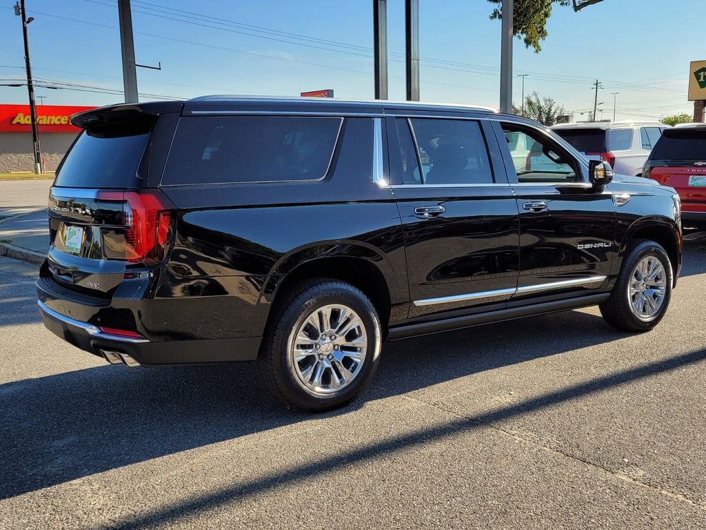 New 2025 GMC Yukon XL Denali w/ Sun & Power Step Package image 12