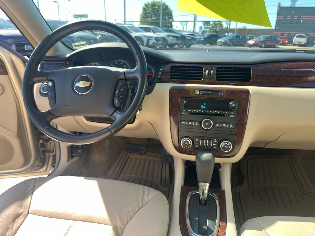 Used 2011 Chevrolet Impala LT w/ Luxury Edition Package FWD image 36