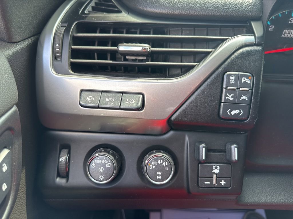 Used 2019 Chevrolet Tahoe Premier w/ Premier Plus Edition AWD/4WD image 7