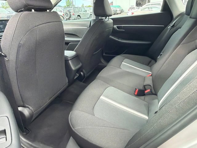 Used 2020 Hyundai Sonata SE w/ Cargo Package FWD image 15