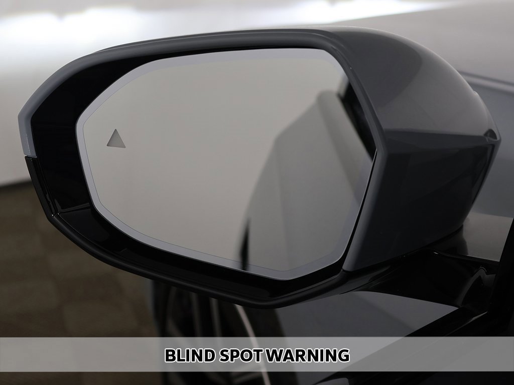 Used 2025 BMW i7 xDrive60 w/ Premium Package image 8