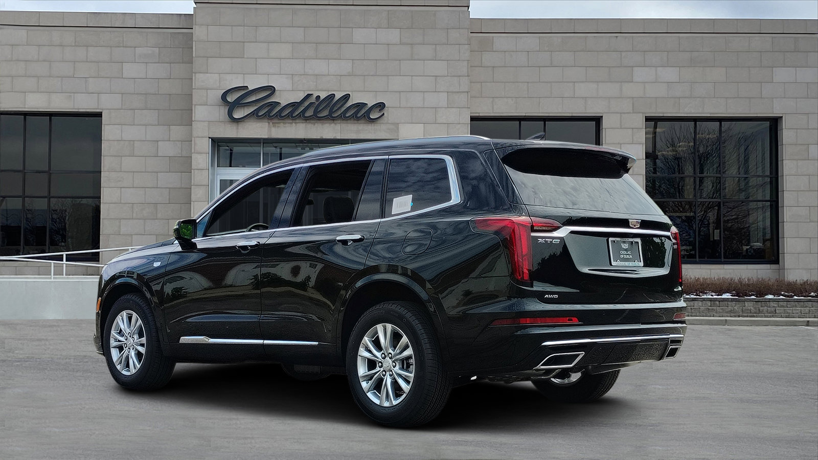 New 2025 Cadillac XT6 Luxury image 4
