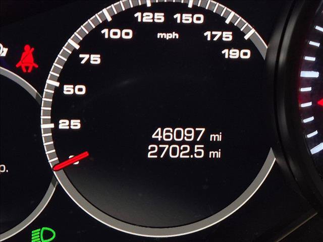 Used 2020 Porsche Panamera RWD image 11