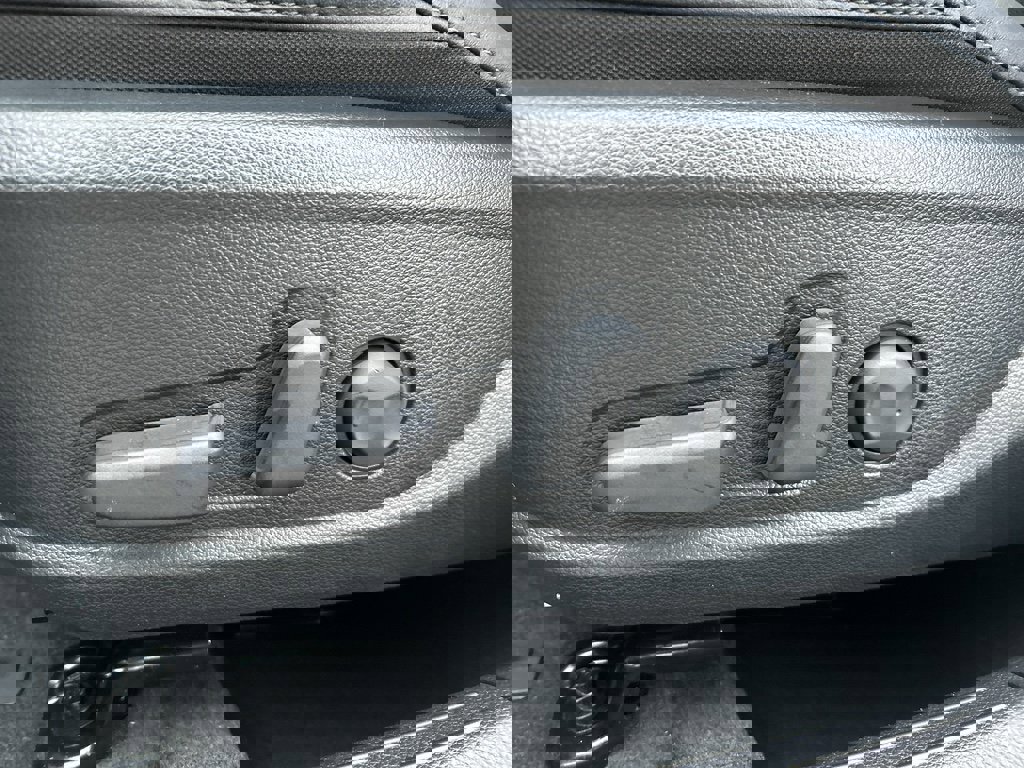 New 2026 Kia Seltos SX w/ SX Sunroof Package image 19