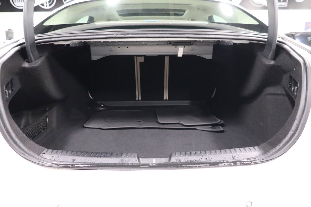 Used 2024 Mercedes-Benz E 450 4MATIC Sedan image 21