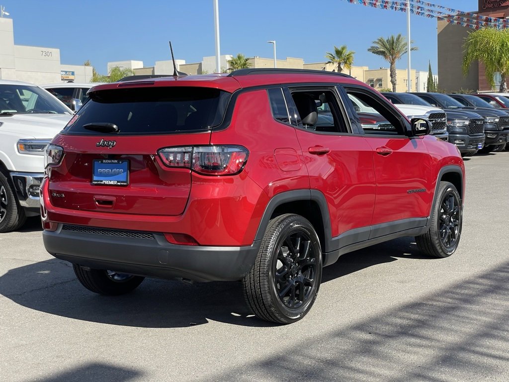 New 2026 Jeep Compass Latitude image 6