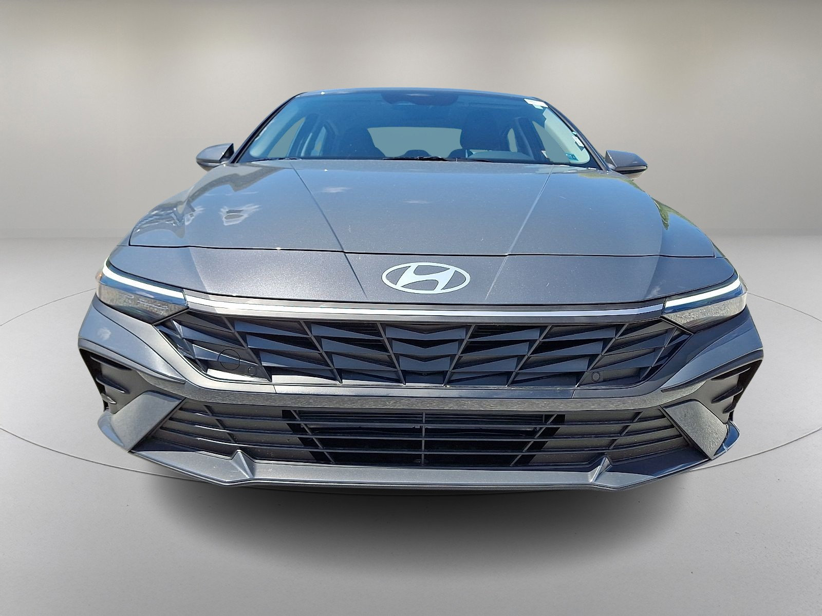 New 2026 Hyundai Elantra SE FWD video 2