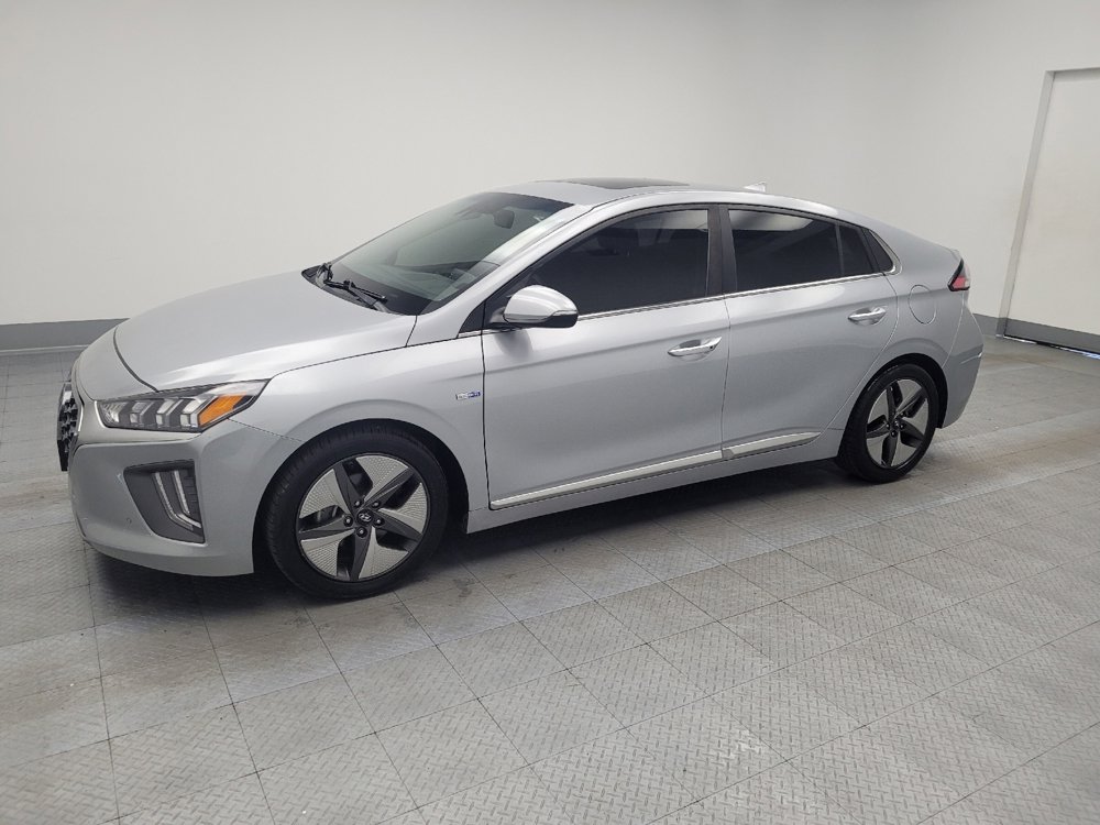 Used 2020 Hyundai Ioniq Limited image 2