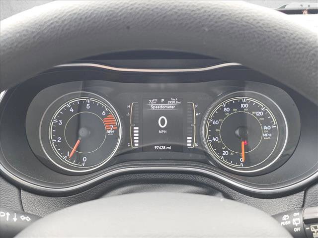 Used 2019 Jeep Cherokee Latitude w/ Popular Appearance Group image 10