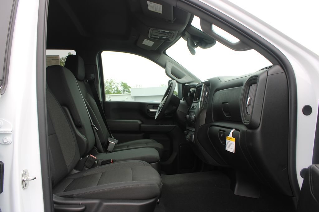 New 2026 Chevrolet Silverado 2500 Custom w/ Custom Value Package AWD/4WD image 30