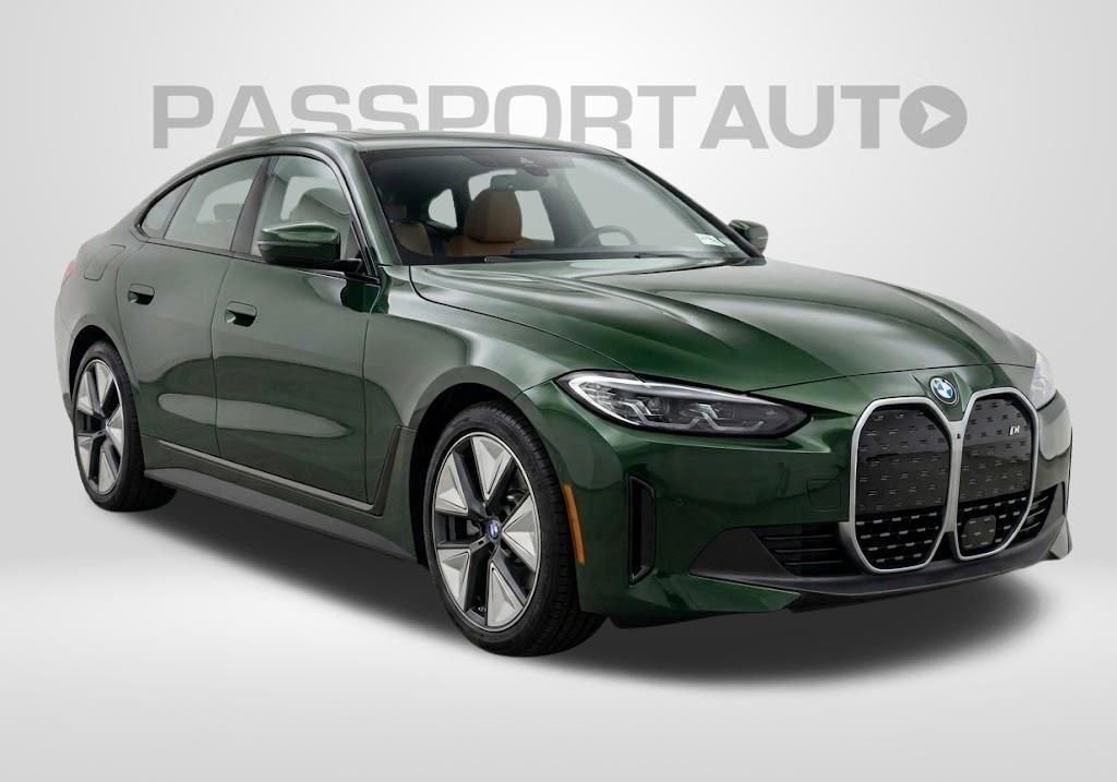 Used 2023 BMW i4 eDrive35 w/ Premium Package image 3