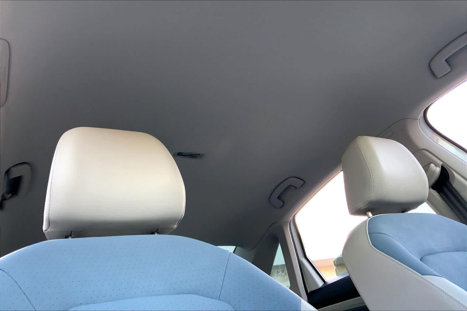 Used 2025 Volkswagen Jetta SE FWD image 13