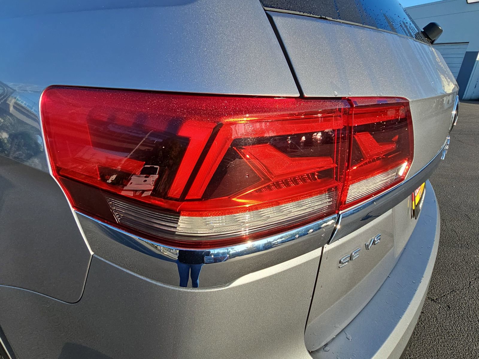 Used 2021 Volkswagen Atlas SE w/ Panoramic Sunroof Package image 34