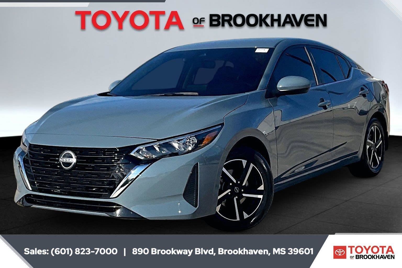 Used 2025 Nissan Sentra SV FWD image 10