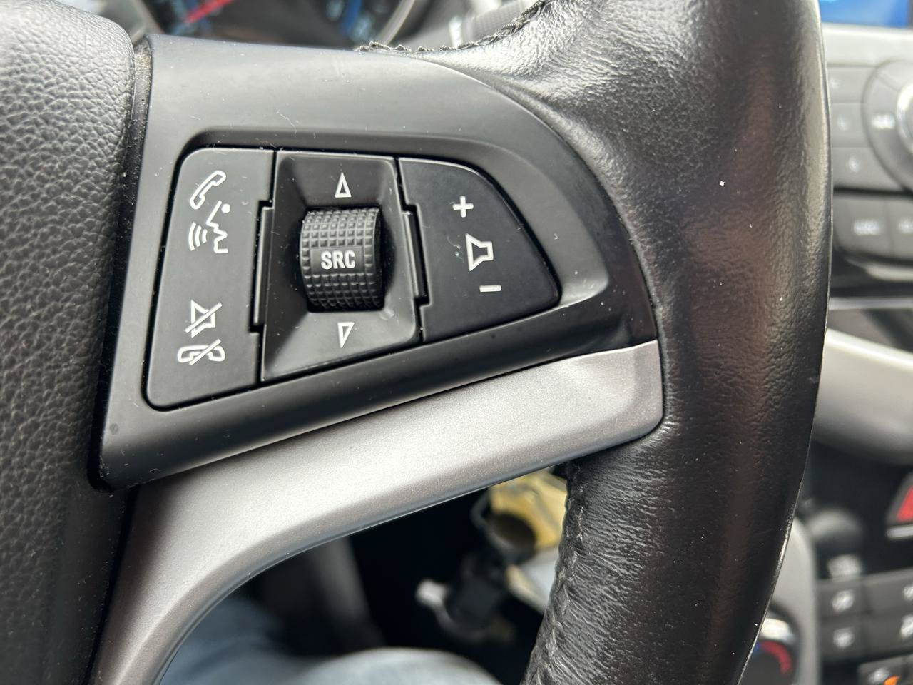 Used 2014 Chevrolet Cruze LT FWD image 19